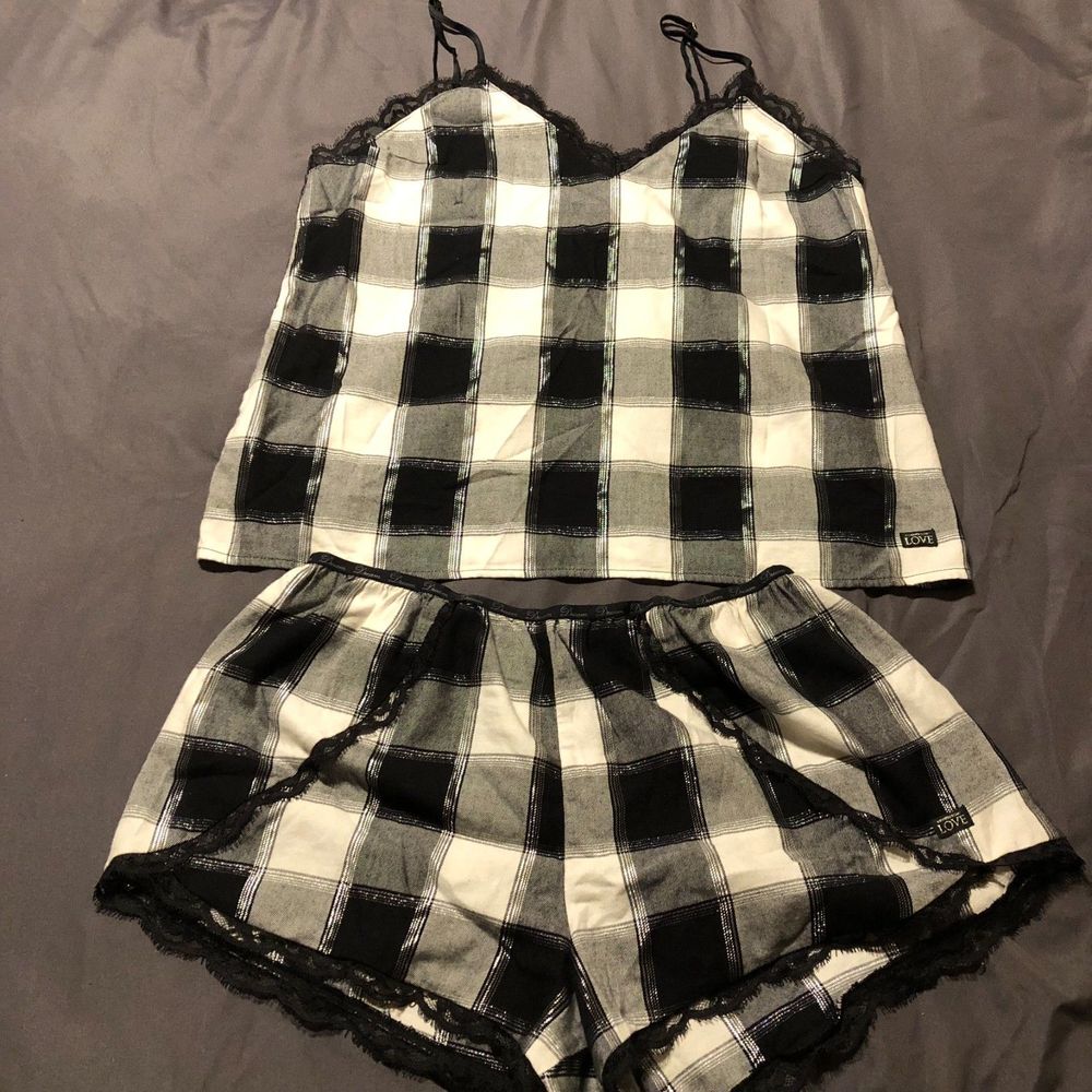 Victoria's Secret Black White Plaid Lace Trim Cami Shorts Pajama Set Womens Sz M